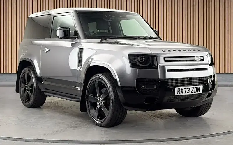Used Land Rover Defender HSE Dynamic 250 HP (183 kW) 2023 SUV