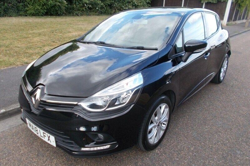 Used 2018 Renault Clio IV Dynamique Hatchback | £4,790 (Good price) - Image 1/1