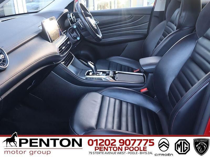 Usado MG HS Trophy 162 HP (119 kW) 2023 Vermelho SUV