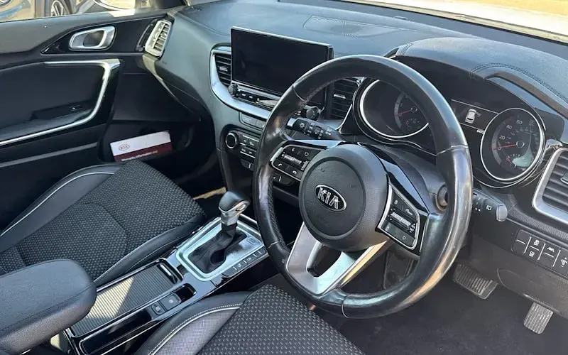 Used Kia XCeed 140 HP (102 kW) 2020 White SUV