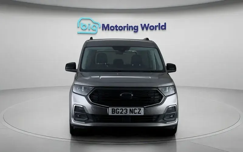 Used Ford Tourneo Titanium 122 HP (89 kW) 2026 Estate