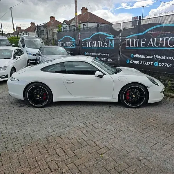 Used Porsche 911 2011 White Coupe