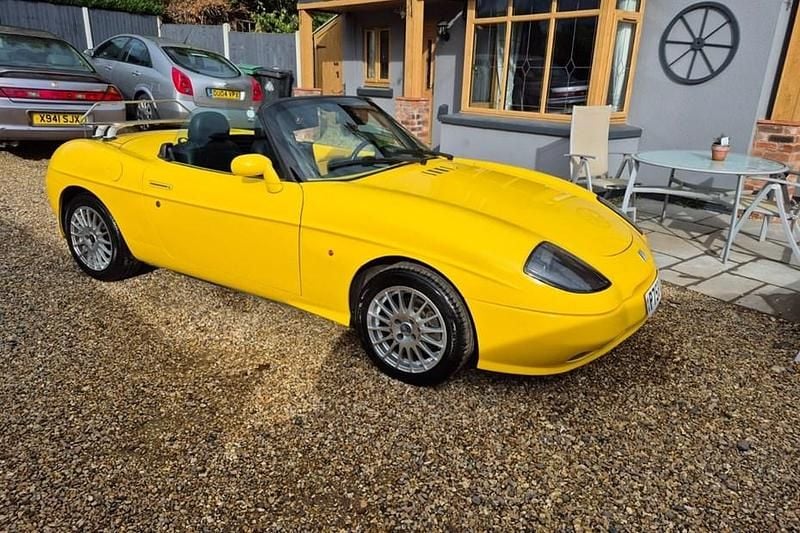 Used Fiat Barchetta 130 HP (95 kW) 1997 Yellow Cabriolet