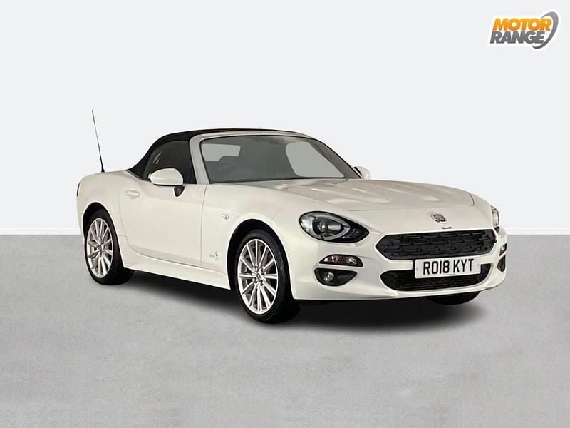 White Used 2018 Fiat 124 Spider Lusso Plus Cabriolet | £14,895 (Fair price) - Image 1/4