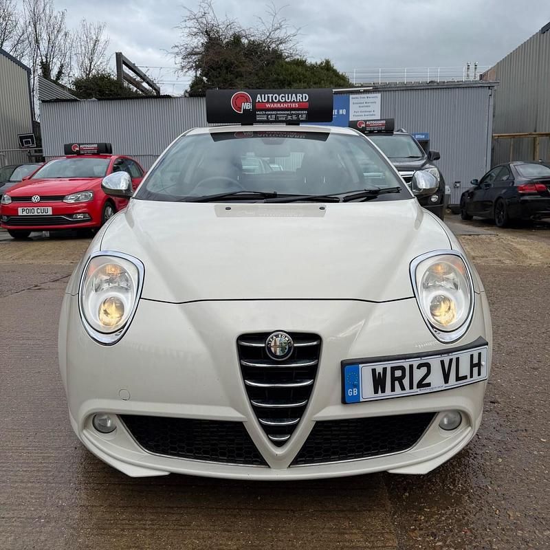 Used Alfa Romeo MiTo Distinctive 2012 White Hatchback