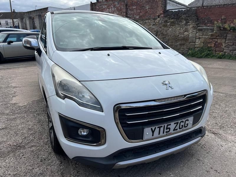Used Peugeot 3008 Allure 2015 White Hatchback