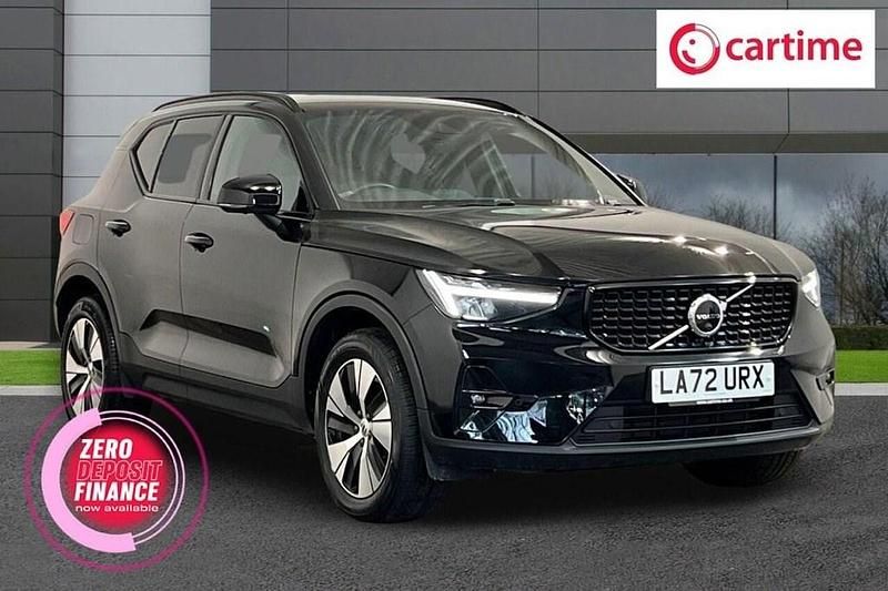 Begagnad Volvo XC40 Plus 2022 Svart SUV