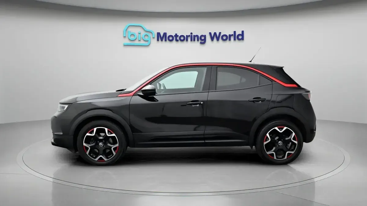 Second-hand Vauxhall Mokka 100 kW (136 CP) 2024 Negru SUV