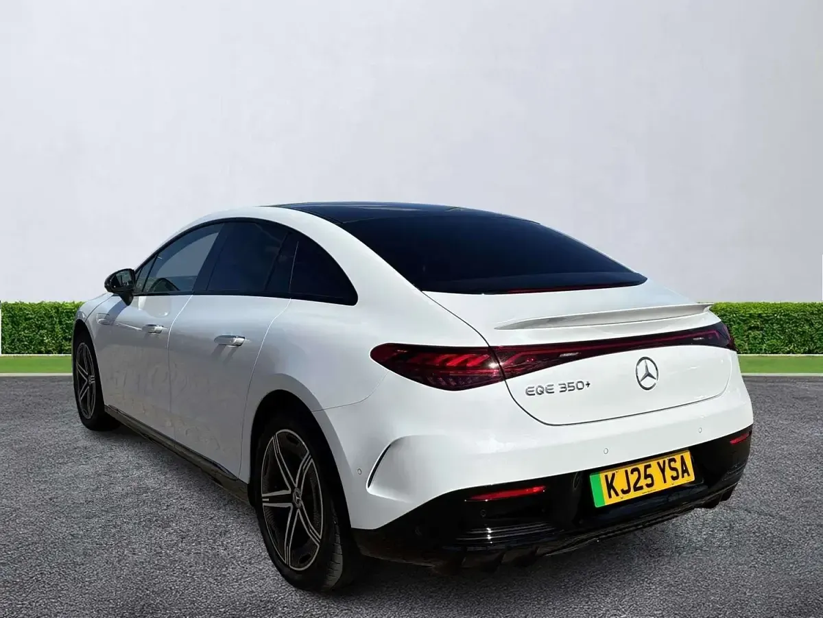 Used Mercedes EQE350 AMG line 214 kW (292 HP) 2025 White Sedan