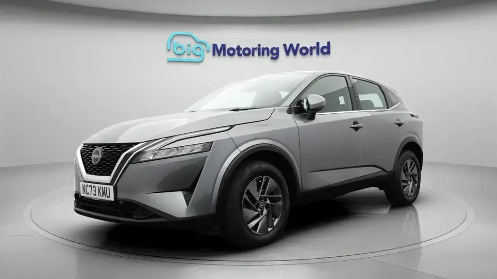 Used Nissan Qashqai Acenta Premium 140 HP (102 kW) 2024 Grey SUV