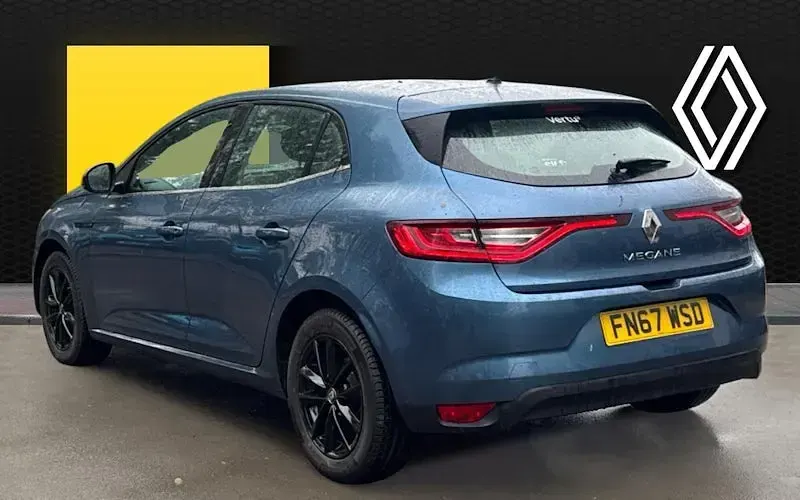 Gebraucht Renault Mégane IV Expression+ 131 PS (96 kW) 2017 Blau Kleinwagen