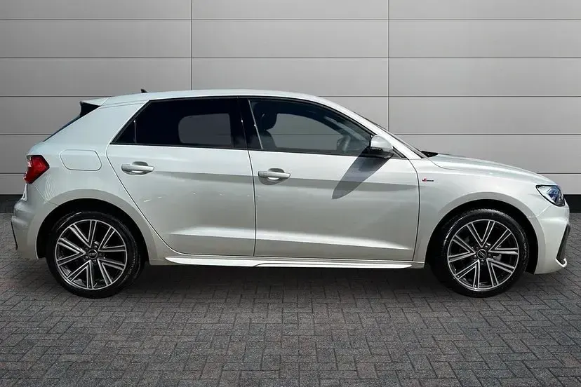New Audi A1 Sportback S-Line 94 HP (69 kW) 2026 Dew silver Hatchback