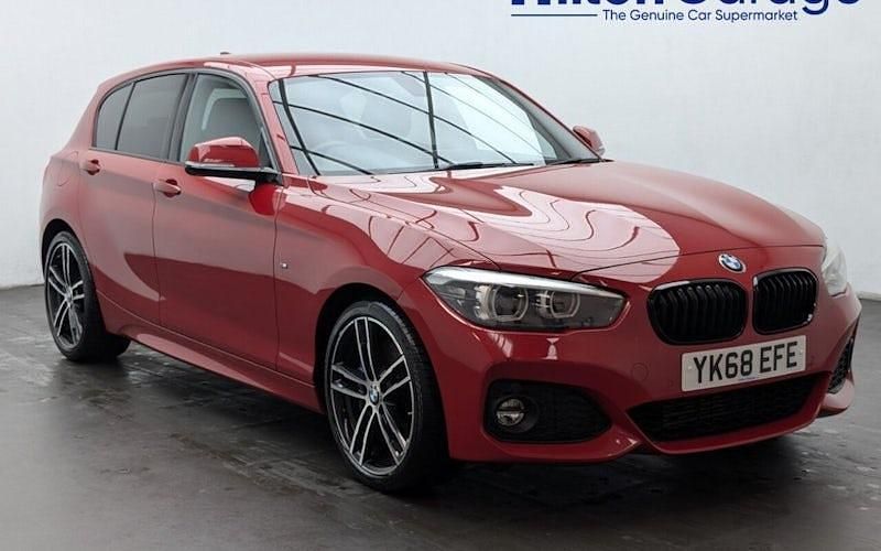 Used BMW 120 Efficient Dynamics 190 HP (139 kW) 2018 Red Hatchback