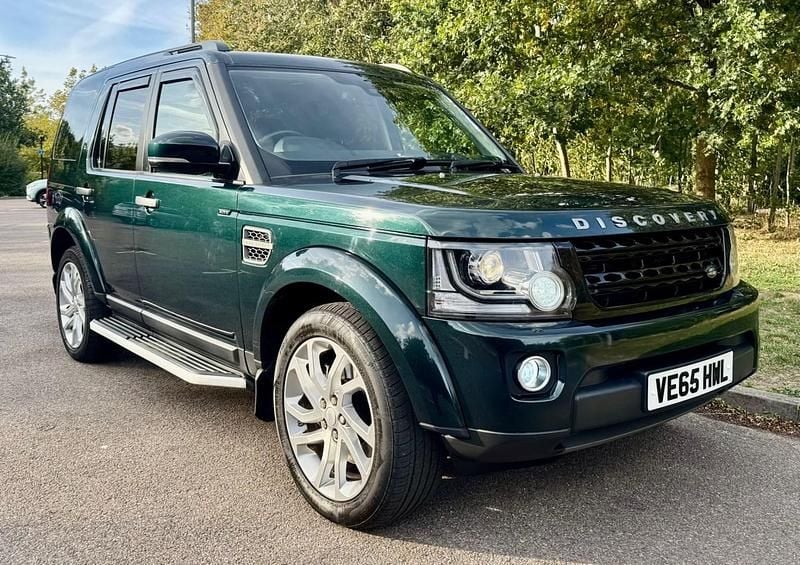 Green Used 2015 Land Rover Discovery 4 SE SUV | £12,500 (Super price) - Image 1/4