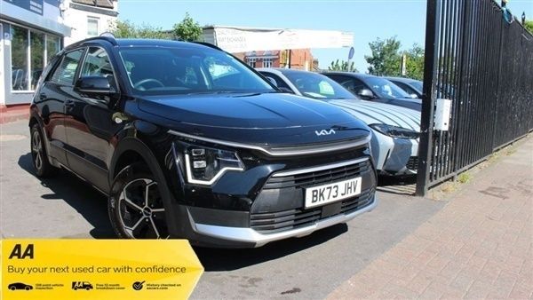 Black Used 2023 Kia Niro 2 SUV | £18,995 (A bit pricey) - Image 1/1