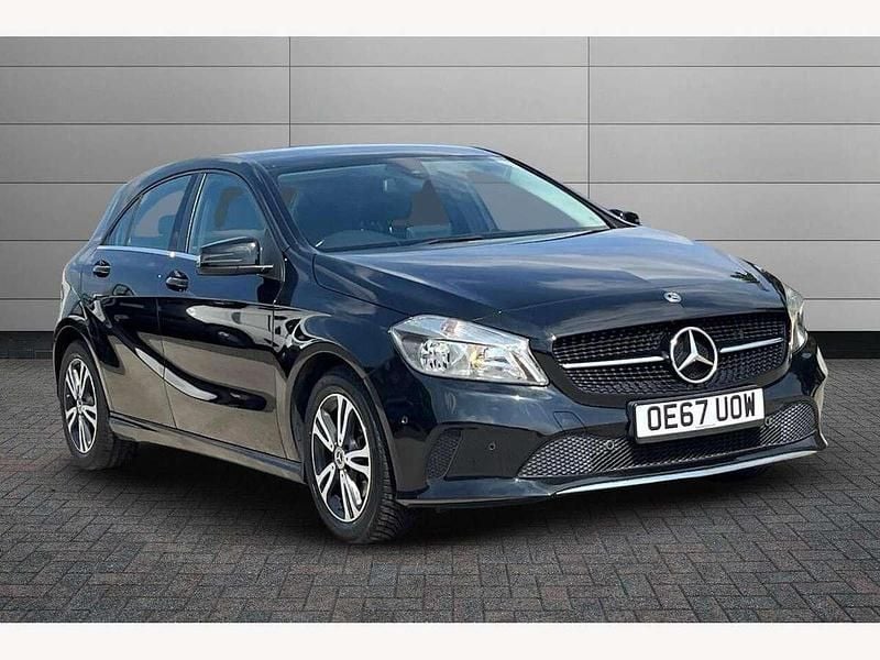 Unknown Used 2017 Mercedes A160 Executive Hatchback | £12,250 (Fair price) - Image 1/2