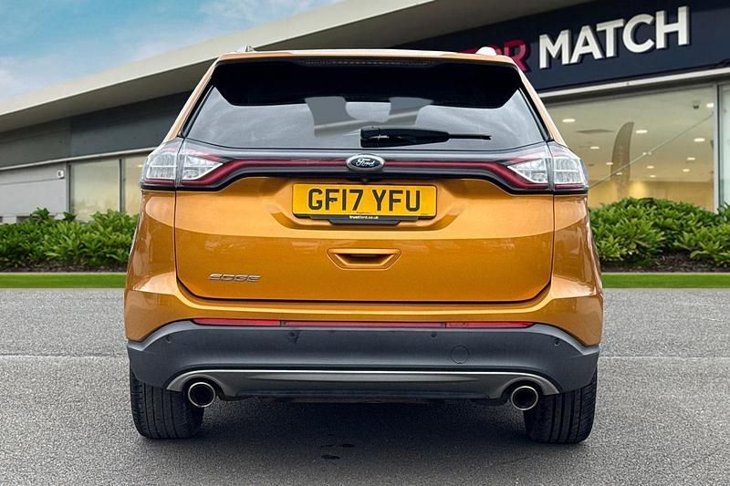 Used Ford Edge Titanium 210 HP (154 kW) 2017 Orange SUV