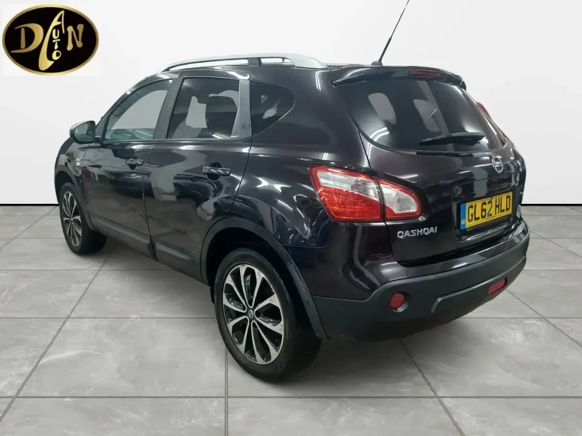 Used Nissan Qashqai N-TEC 117 HP (86 kW) 2013 Black SUV