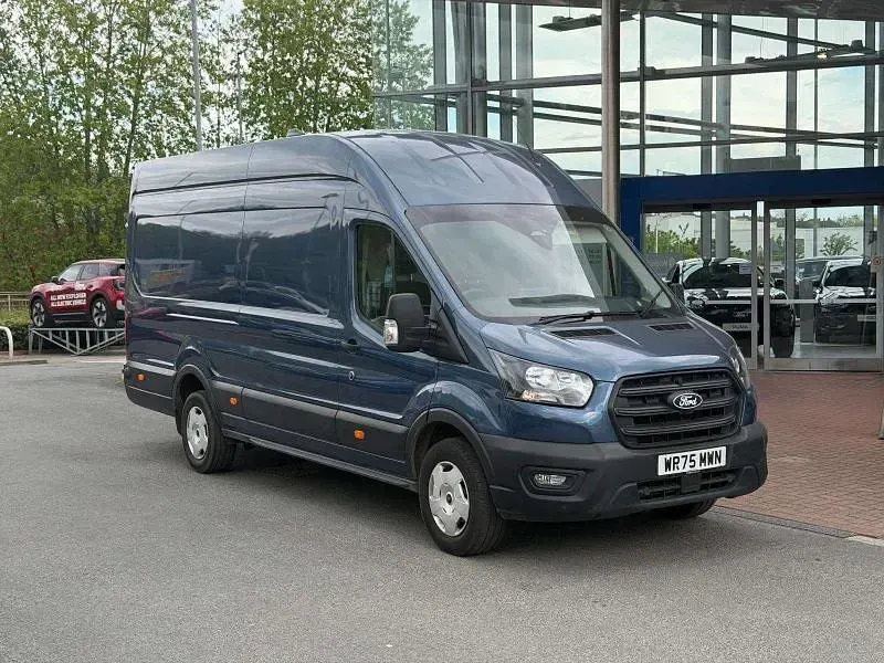 Used Ford Transit Trend 165 HP (121 kW) 2025 Blue Van