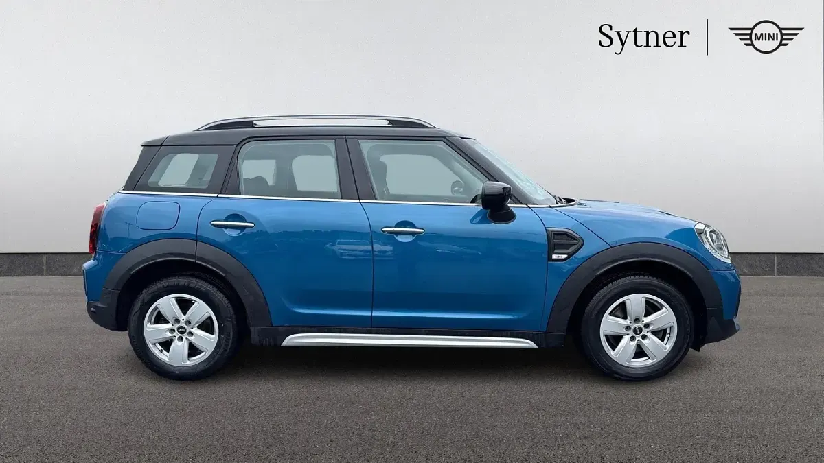 Used Mini Cooper Countryman Classic 134 HP (98 kW) 2022 Blue SUV