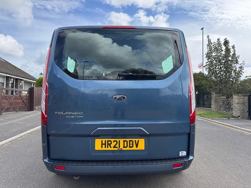 Used Ford Tourneo Titanium 2021 Blue MPV
