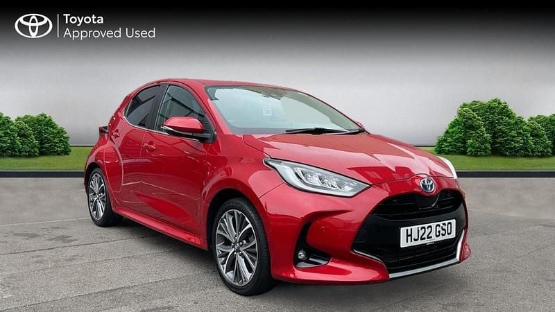 Red Used 2022 Toyota Yaris Hybrid Hatchback | £19,063 (Good price) - Image 1/2