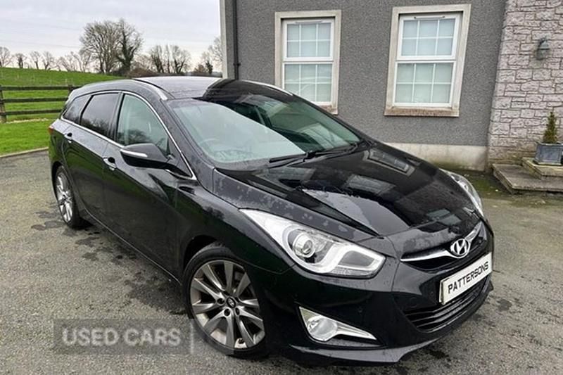 Used Hyundai i40 Premium 136 HP (100 kW) 2015 Black Estate