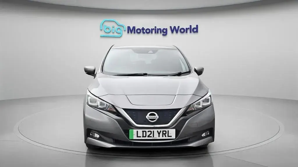 Used Nissan Leaf Tekna 160 kW (218 HP) 2021 Grey Hatchback