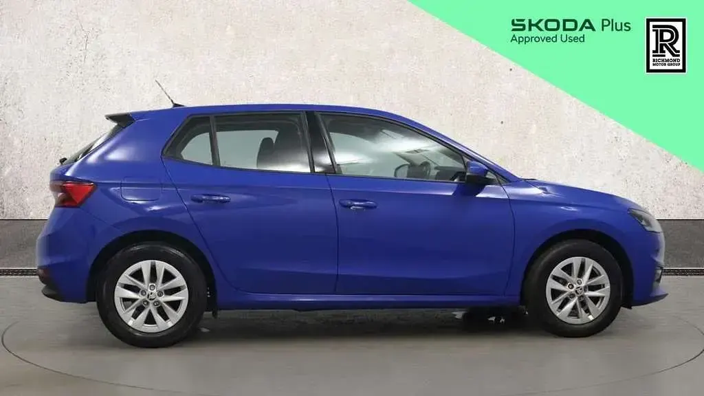 Used Skoda Fabia Comfort 80 HP (58 kW) 2023 Blue Hatchback