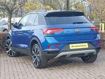 New VW T-Roc Design 115 HP (84 kW) 2025 Blue SUV