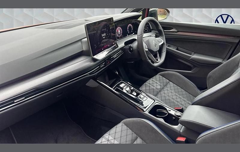 Used VW Golf VIII Black Edition 147 HP (108 kW) 2026 Red Hatchback