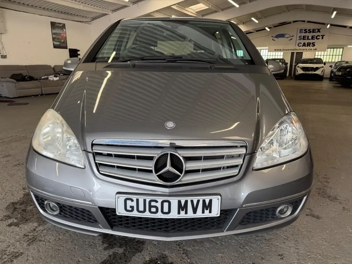 Used Mercedes A180 Avantgarde 2010 Grey Hatchback