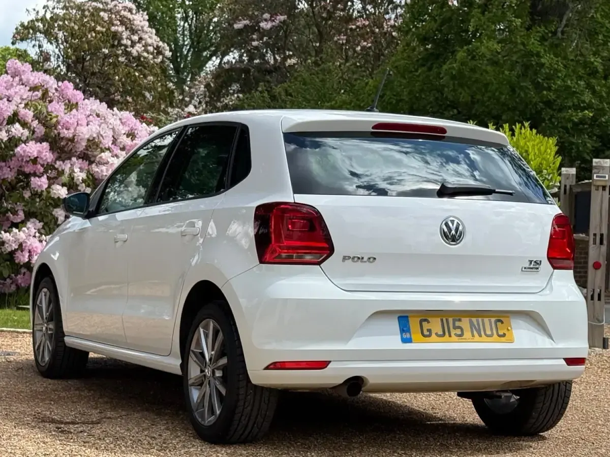 Used VW Polo Design 2015 White Hatchback
