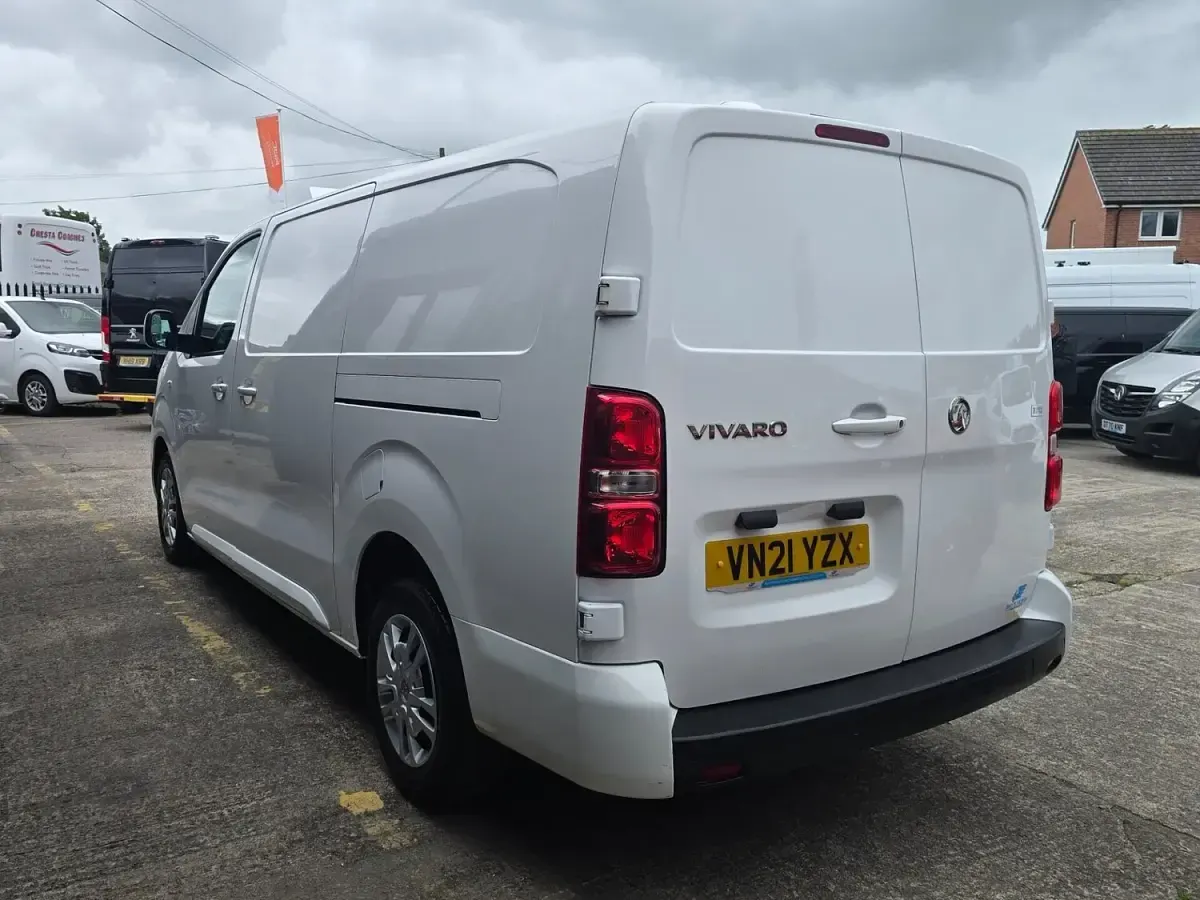 Used Vauxhall Vivaro Sportive 100 HP (73 kW) 2021 Grey MPV