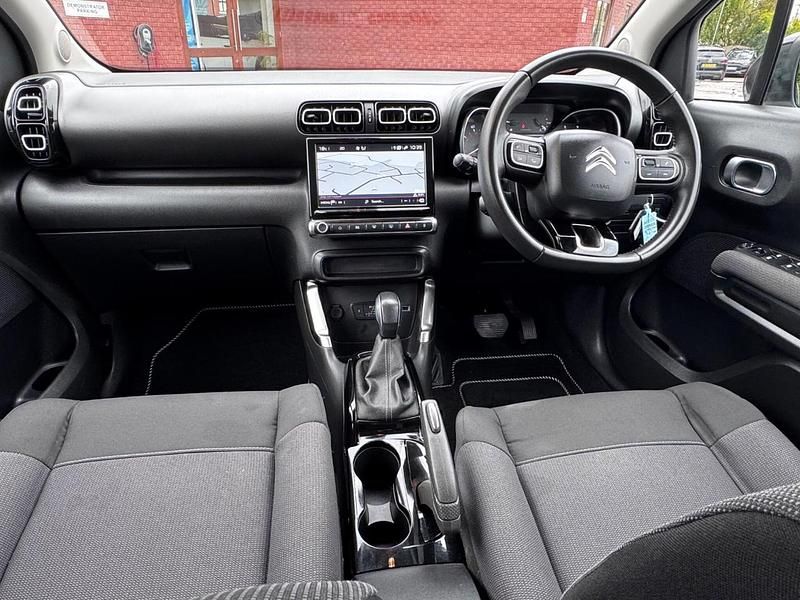 White Used 2023 Citroën C3 Aircross PureTech SUV | £14,990 (Fair price) - Image 1/4