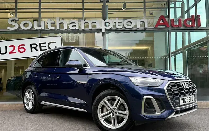 Używany Audi Q5 S-Line 299 KM (219 kW) 2024 SUV