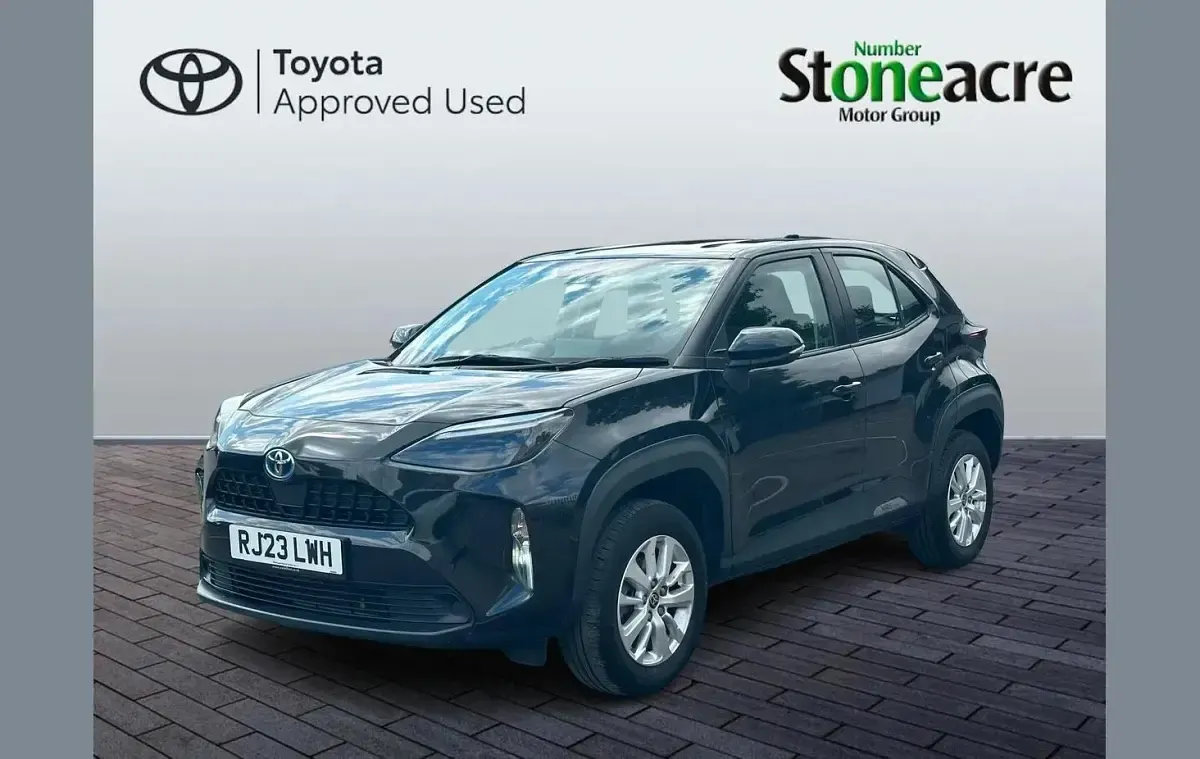 Used Toyota Yaris Cross 113 HP (83 kW) 2023 Black SUV