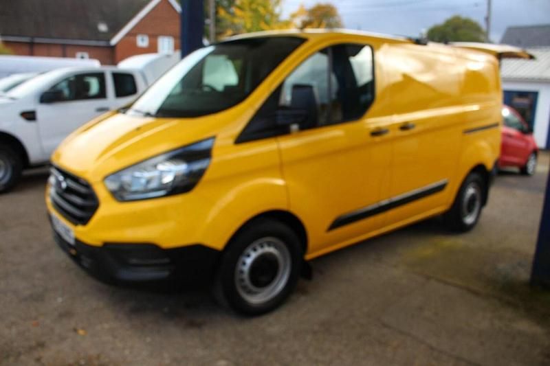Yellow Used 2022 Ford Transit Custom S | £12,995 (Super price) - Image 1/4