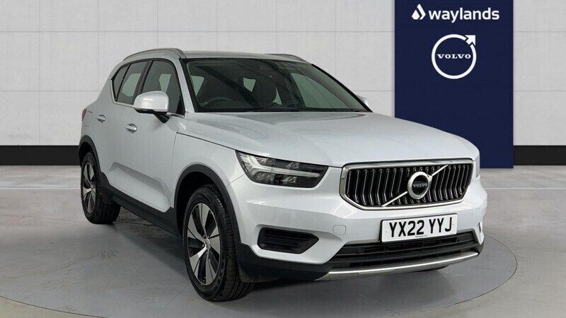 Silver Used 2022 Volvo XC40 Inscription SUV | £23,791 (Fair price) - Image 1/4