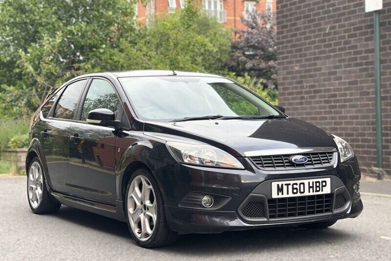 Black Used 2011 Ford Focus Zetec Hatchback | £2,995 (Fair price) - Image 1/1