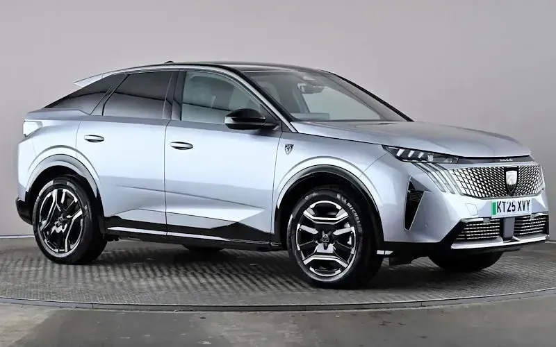 Used Peugeot e-3008 GTi 156 kW (213 HP) 2025 SUV