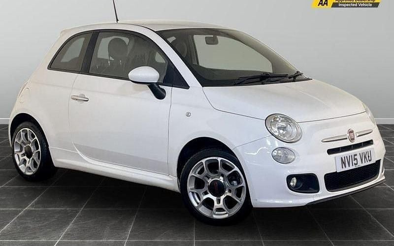 White Used 2015 Fiat 500 S Hatchback | £3,995 (Good price) - Image 1/2