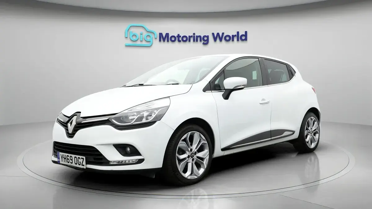 Used Renault Clio Iconic 88 HP (64 kW) 2019