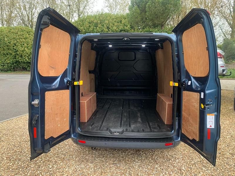 Used Ford Transit Custom Limited 130 HP (95 kW) 2021 Blue Van
