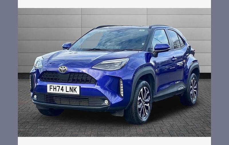 Used Toyota Yaris Cross Design 116 HP (85 kW) 2025 Blue SUV