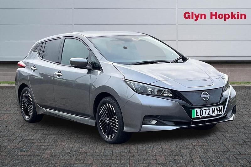 Used Nissan Leaf N-Connecta 110 kW (150 HP) 2022 Grey Hatchback