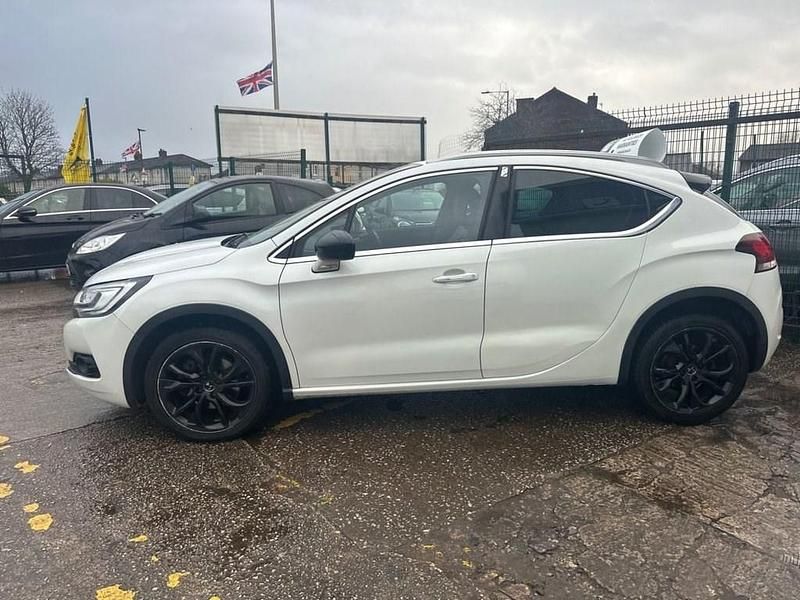 Used DS Automobiles DS4 180 HP (132 kW) 2016 White Hatchback
