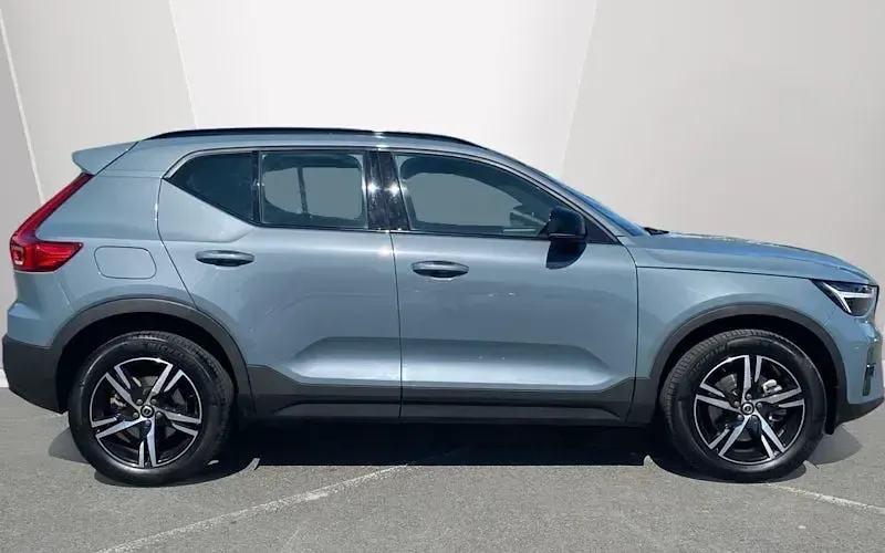 Used Volvo XC40 Plus 163 HP (119 kW) 2026 SUV