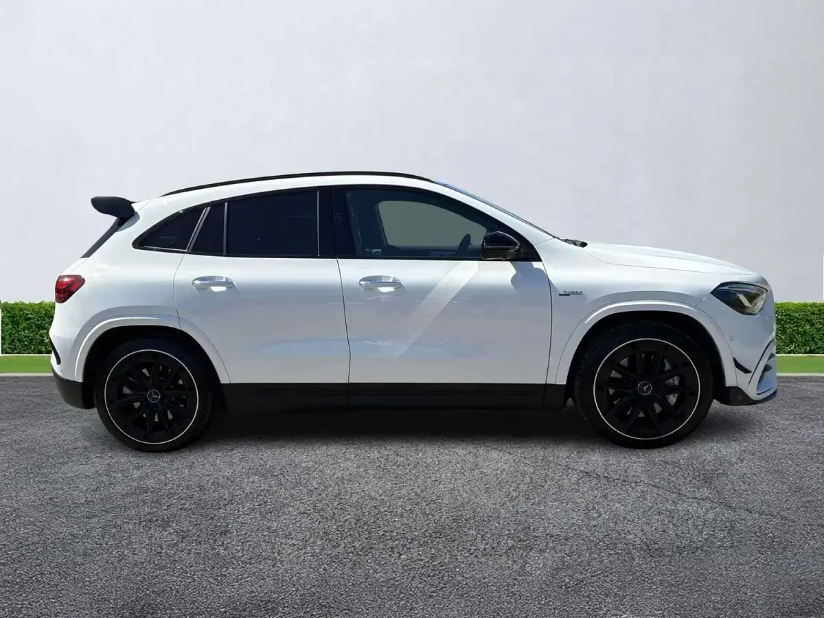 Used Mercedes GLA35 AMG Premium Plus 302 HP (222 kW) 2025 White SUV