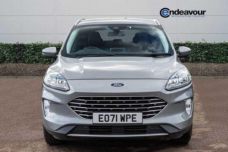 Used Ford Kuga Titanium 150 HP (110 kW) 2021 Silver SUV